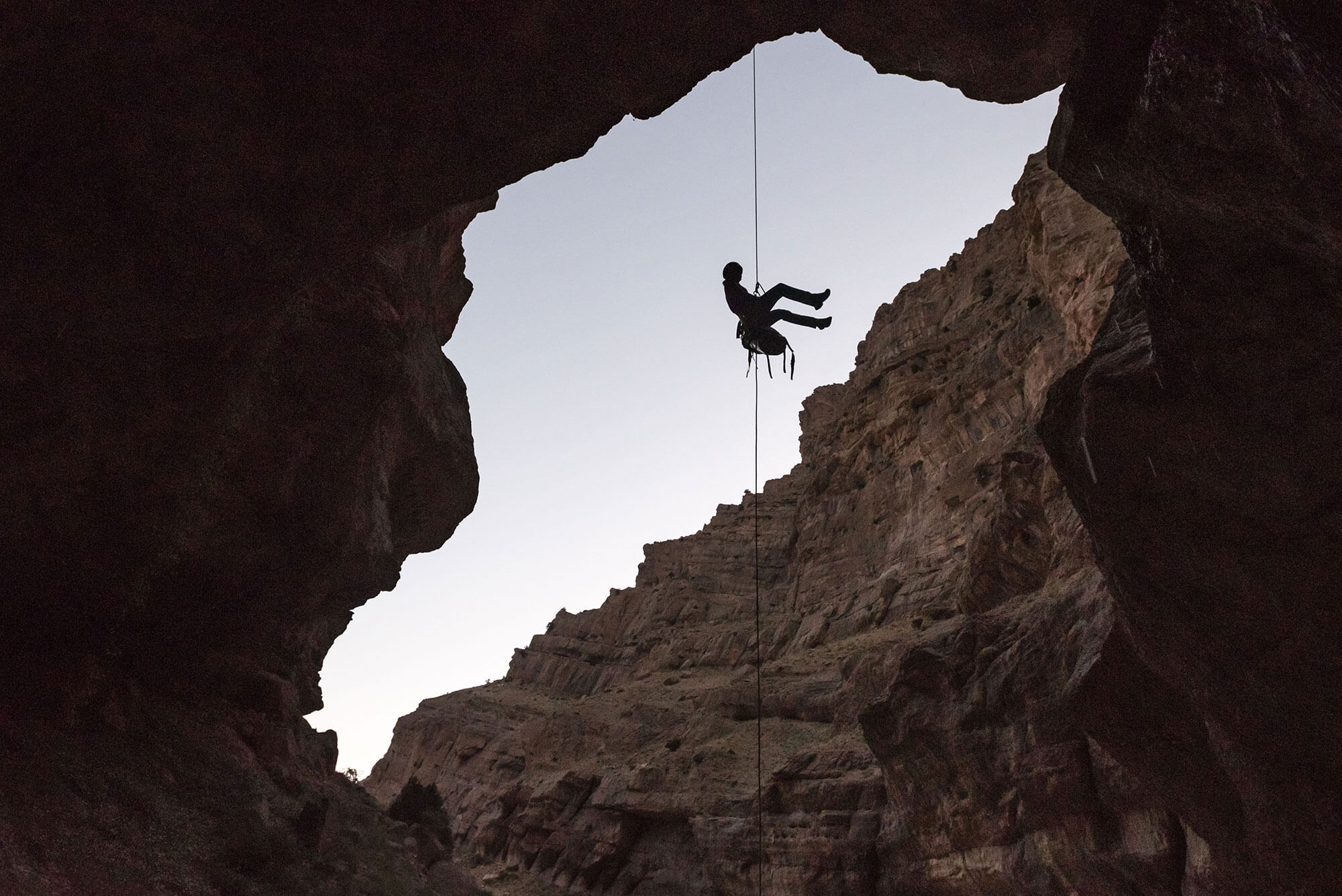 Tina Andayesh descends the first rappel at Tange Zendan