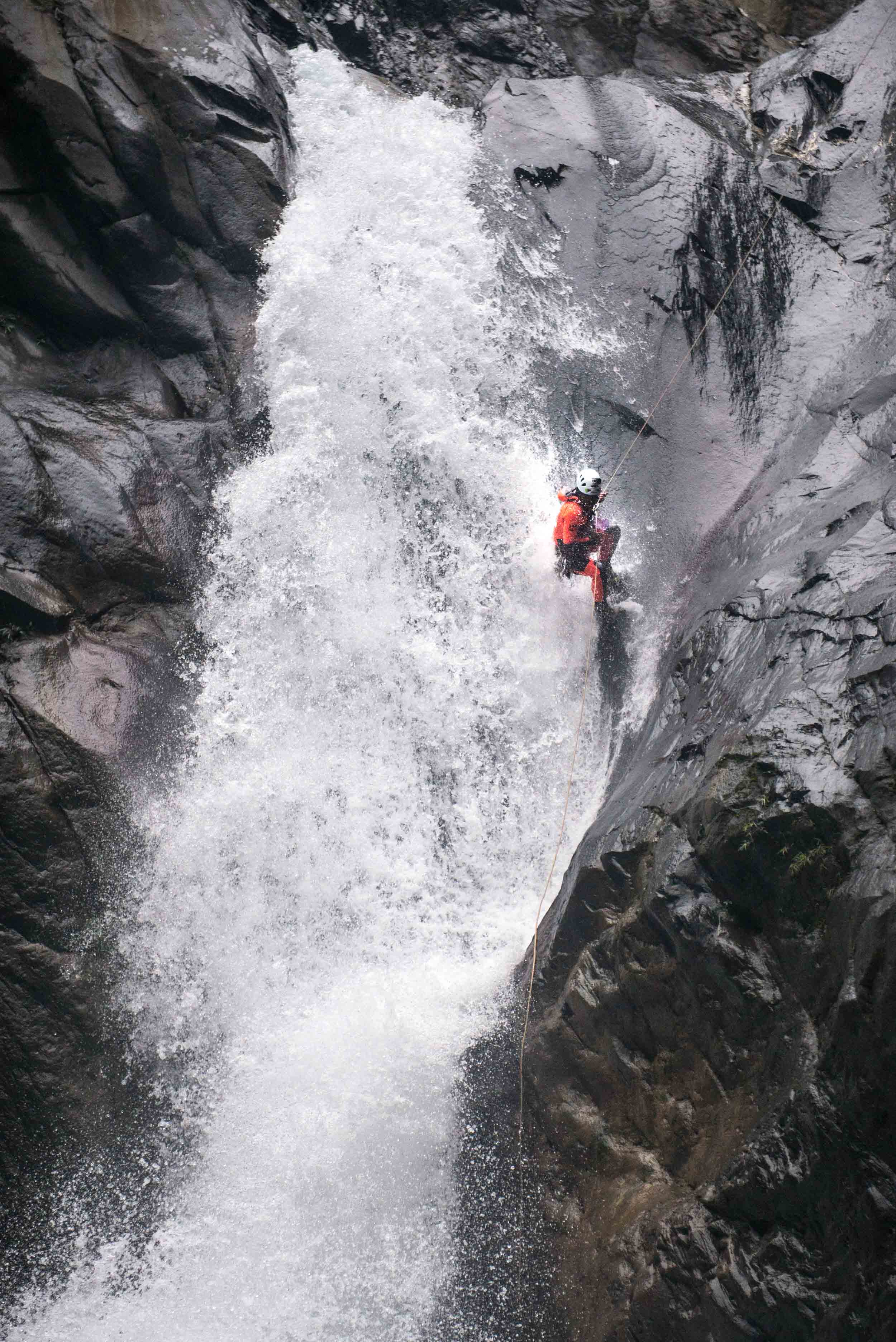 Supii Liem carefully picks his line during the second day of descent